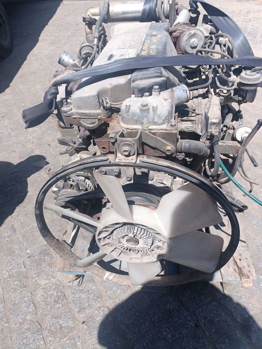 Motor Isuzu nqr 4800