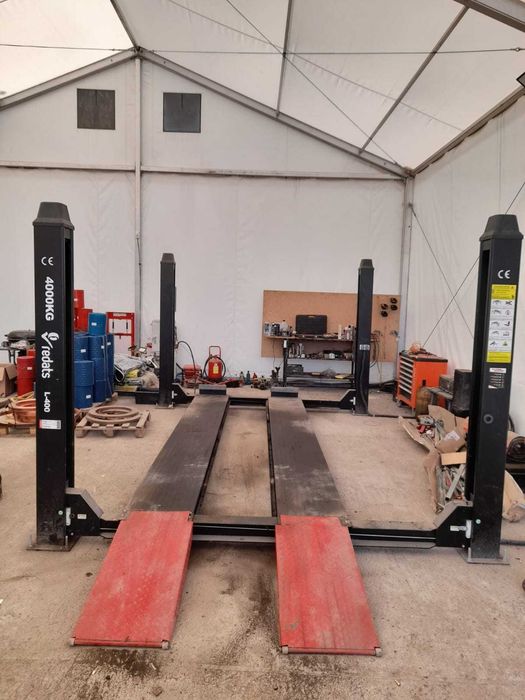Podnośnik czterokolumnowy 4000kg- do negocjacji