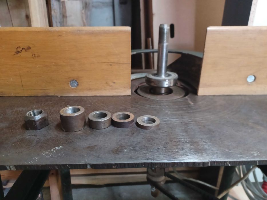 Frezarka stołowa do drewna