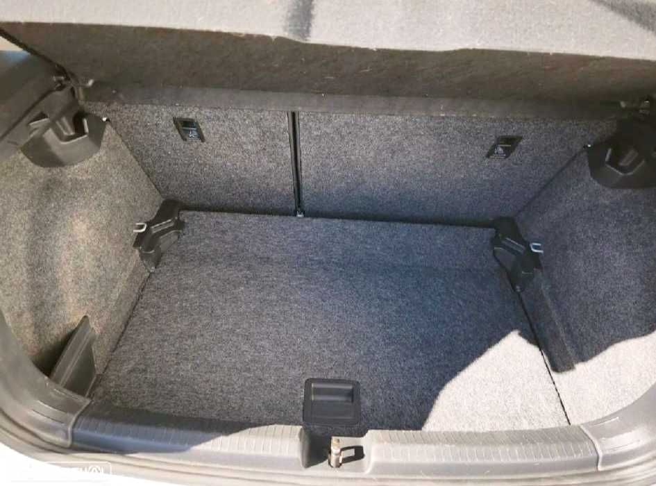 Volkswagen Polo TSI 100cv Como Novo Muito Estimado