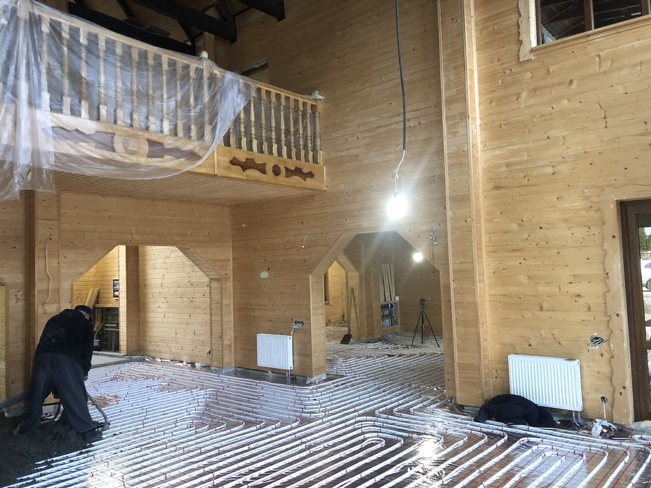 Стяжка пола полусухая машинным способом. По Технологии Putzmeister !!!