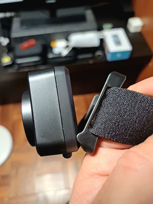 Câmara Full HD 1080p com Luz – Ideal para Bicicleta, Capacete ou Traba