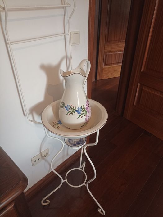 Vendo Lavatório ótimo estado