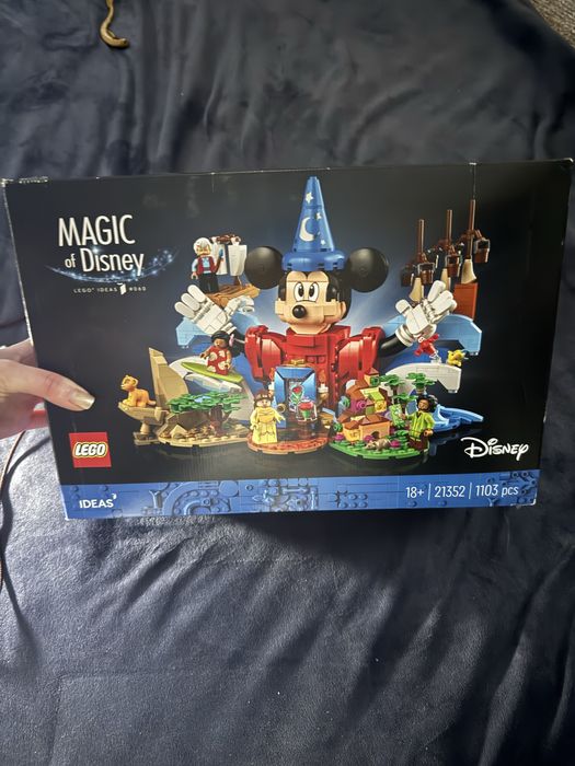 Конструктор LEGO Ideas Диснеевская магия 1103 деталей