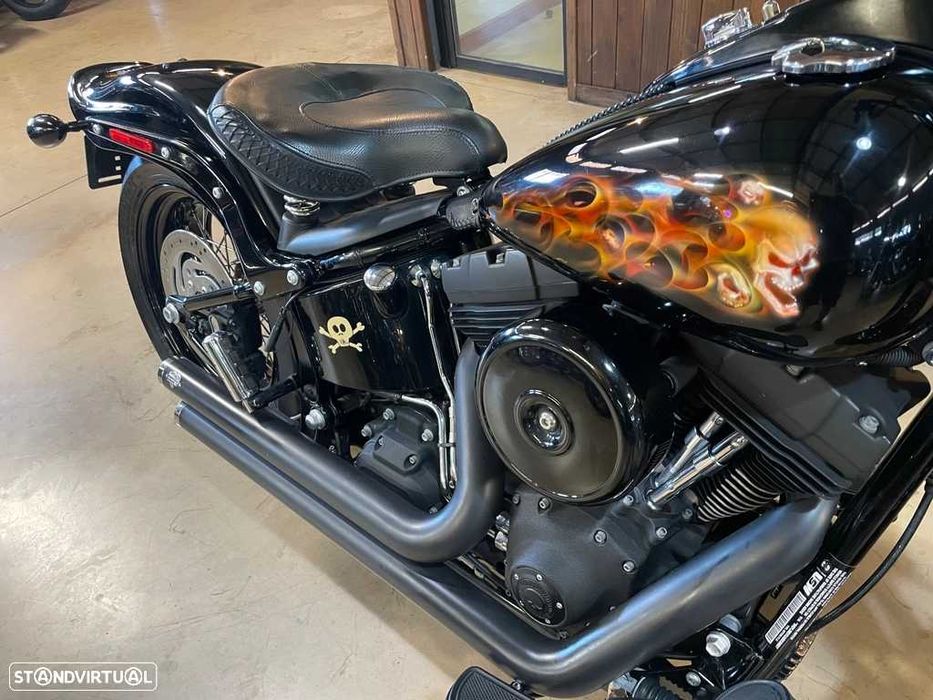 Harley-Davidson FLSTS