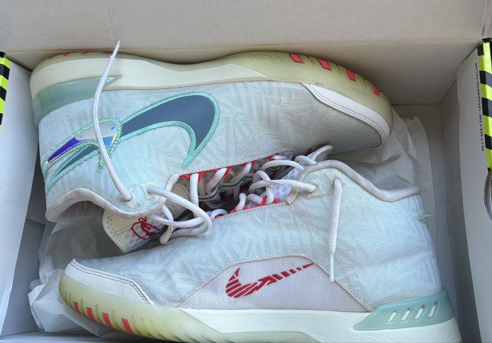 Баскетбольні кросівки Nike LeBron NXXT GENISUS