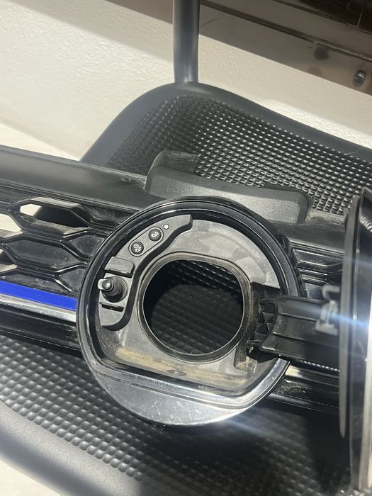 Grelha frontal VW Golf 7 GTE Hybrid