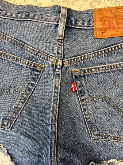 Szoty damskie Levis  24