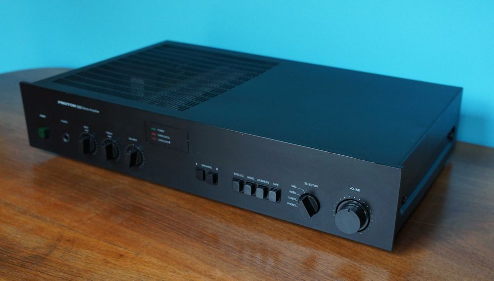 Wzmacniacz Proton 520 Klon NAD 3020