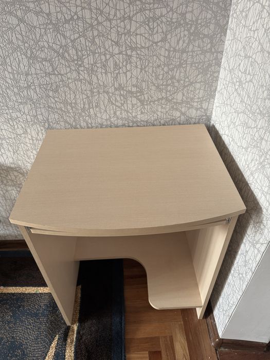 Компʼютерний стіл, компьютерный стол