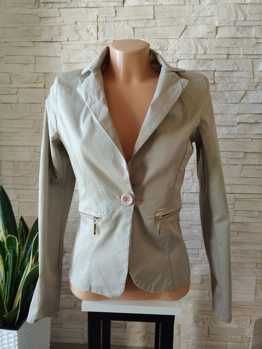 Beżowa marynarka damska S 36 Made in Italy