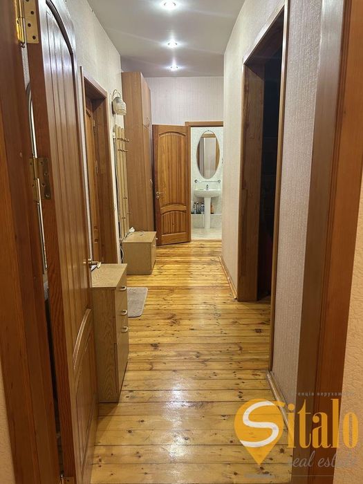 Продаж 2-х кімнт. квартири проспект Металургів (019)