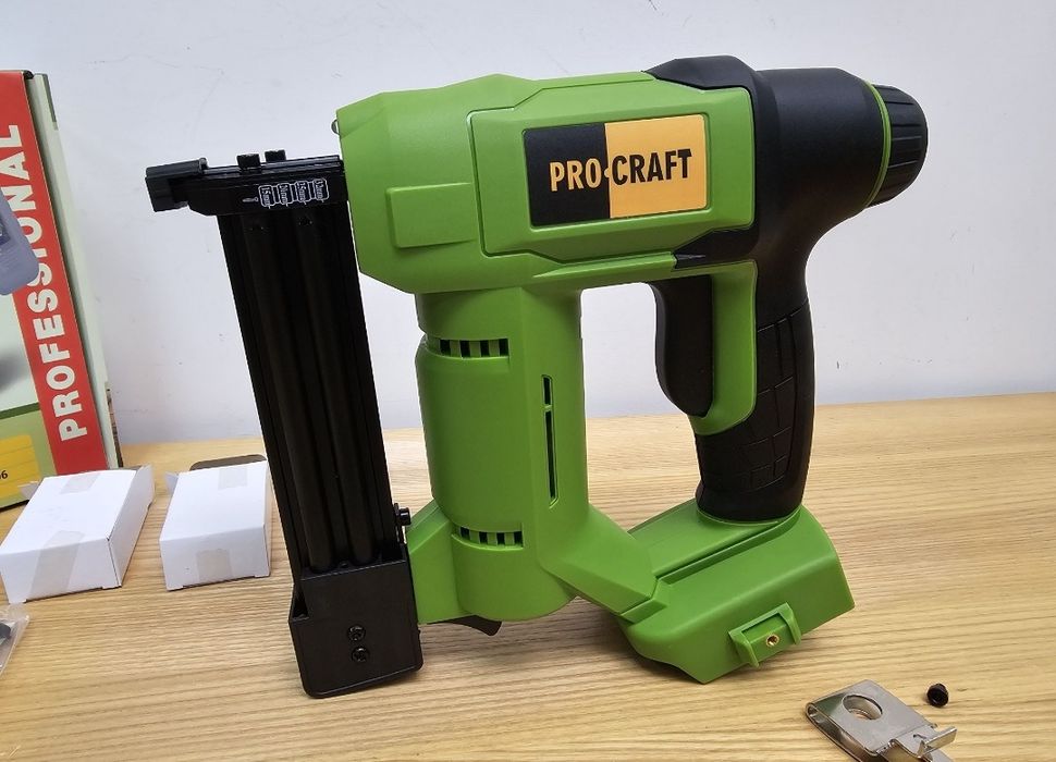 Аккумуляторный Степлер Procraft Скобы до 22мм Гвозди до 32мм Гарантия