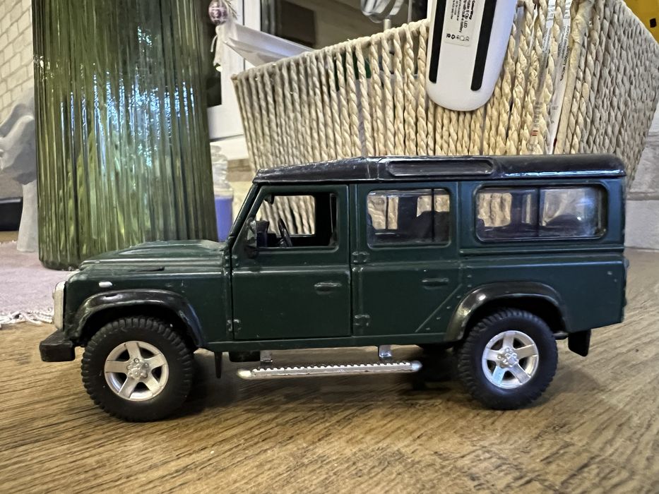 Машинка Land Rover метал