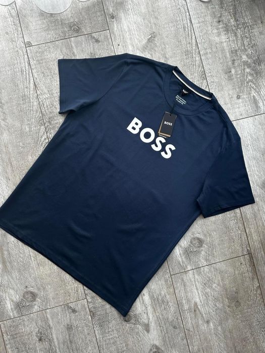 Nowy granatowy męski tshirt Hugo Boss regular Fit M