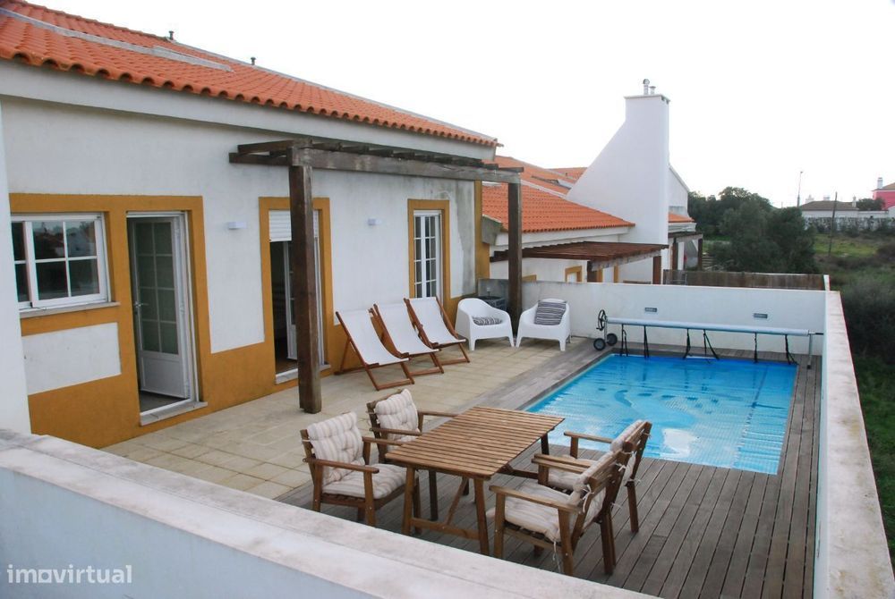Casa T4; piscina aquecida; Praias; Sesimbra; mobilia; cozinha equipada