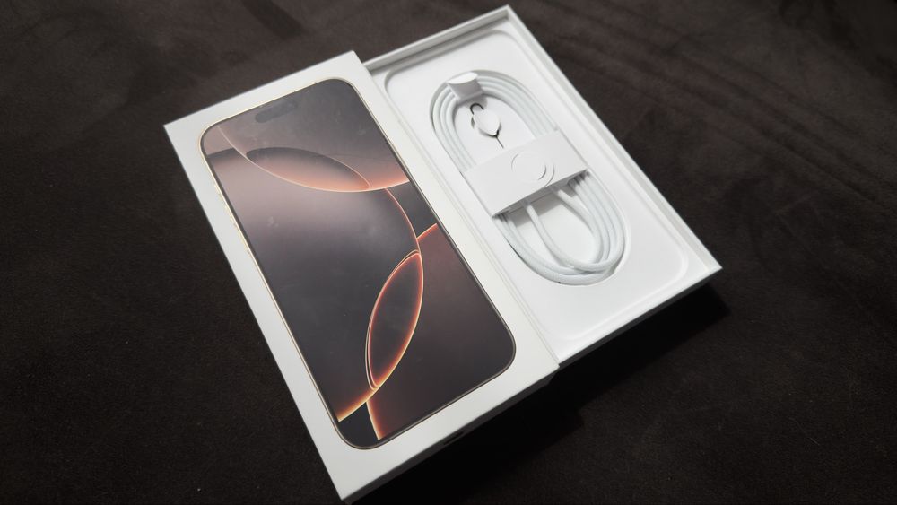 IPhone 16 Pro Max Desert Titanium, 256 GB