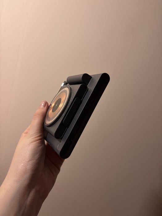 Безпровідна зарядка WIWU 3 в 1 Wi-W023 для iPhone Apple Watch AirPods