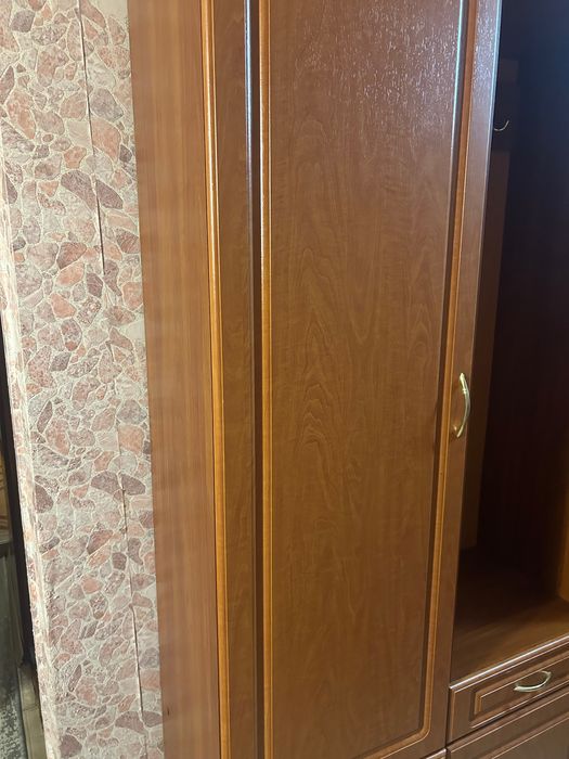 Продам шафу для одягу