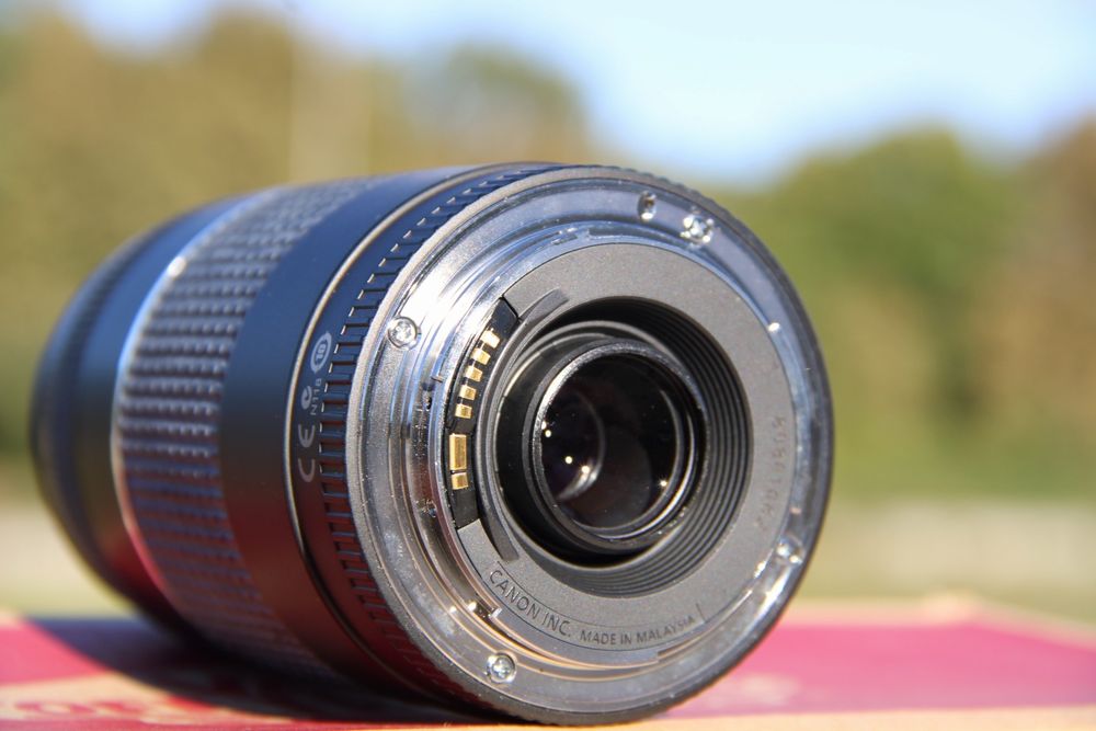 Canon EF 75-300mm F/4-5.6 III USM