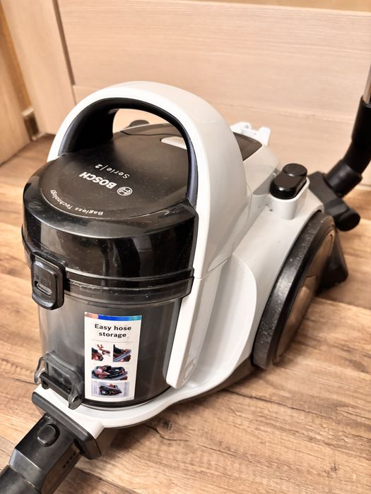 Пилосос Bosch в хорошому стані
