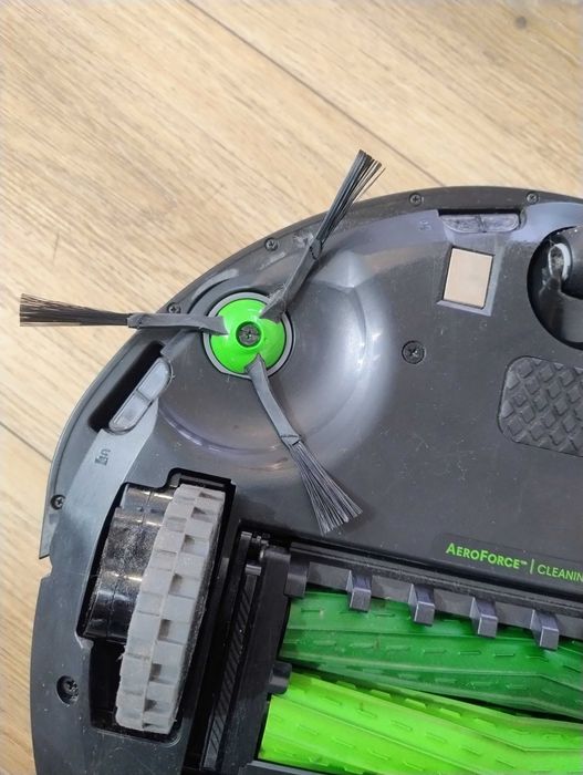 iRobot Roomba i5 ze stacją na gwarancji do 28.08.2028r
