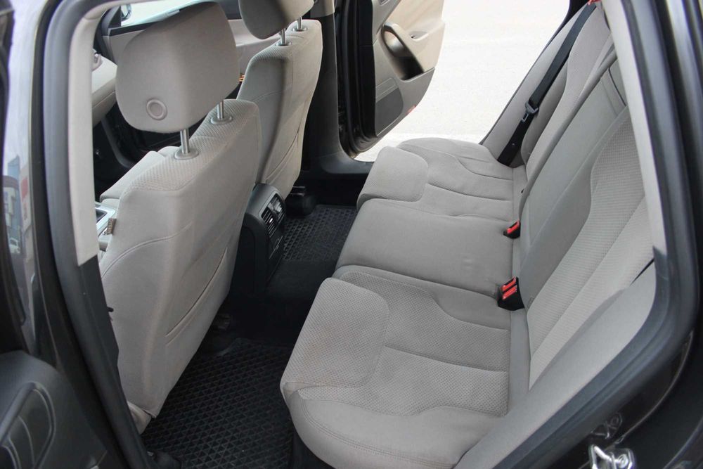Продам автомобіль Volkswagen Passat B6