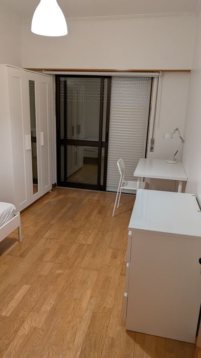Quarto com marquise (varanda fechada)