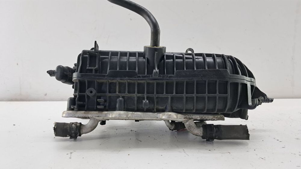 Коллектор Volkswagen Polo 1.0 TSI 2019 04C129709E