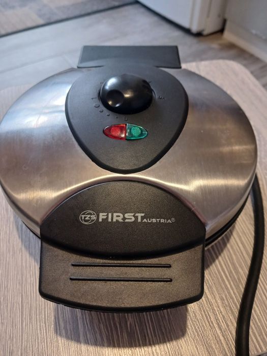 Вафельница First Austria бу