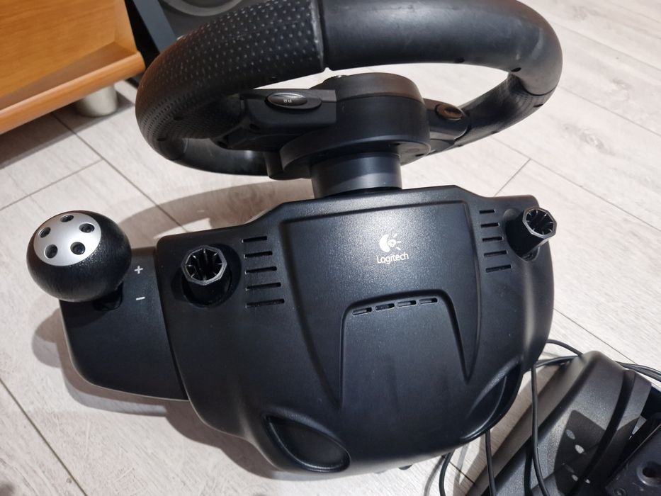Kierownica Logitech Driving Force GT