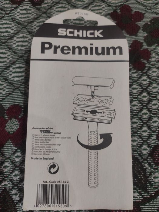 Станок для бритья SCHICK Premium