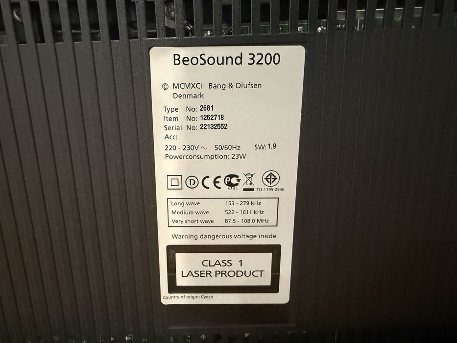 Bang & Olufsen BeoSound 3200 – Excelente Estado – Com Stand