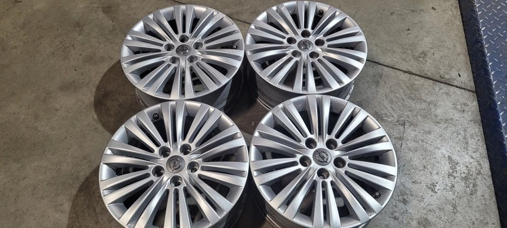 Oryginalne felgi Opel 17  5x115 + czujniki ciśnienia polecam