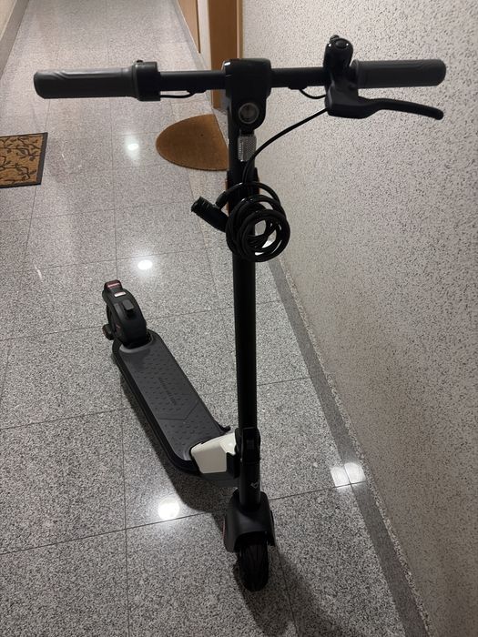 Trotinet praticamente nova