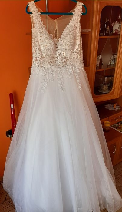 Suknia ślubna model Orabella