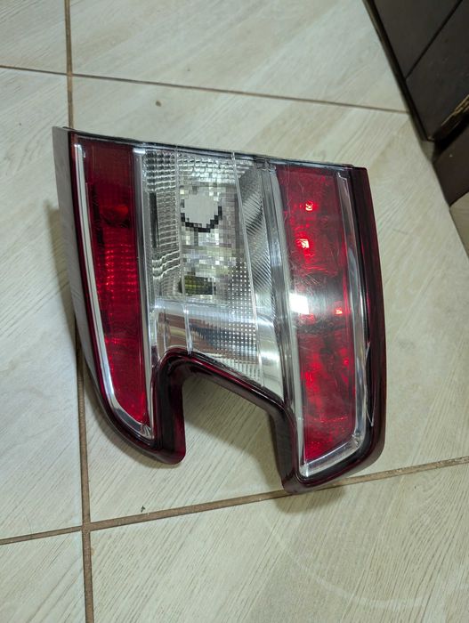 Фонарь задний правый Renault Megane III (універсал) 265500027R