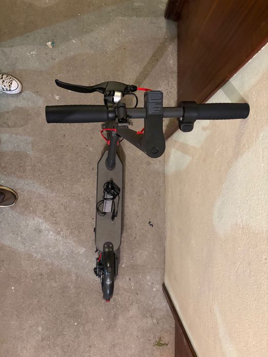 Trotinete elétrica iWatMotion iWatRoad R9 preto - bateria semFuncionar