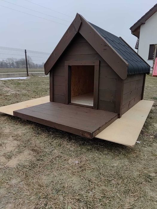 Buda dla psa ocieplana