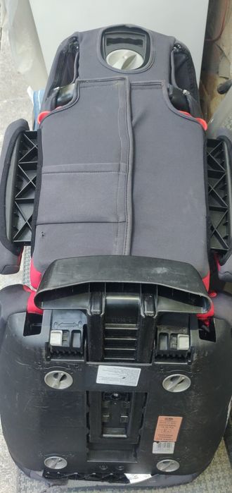Автокрісло Chicco 15-36 кг