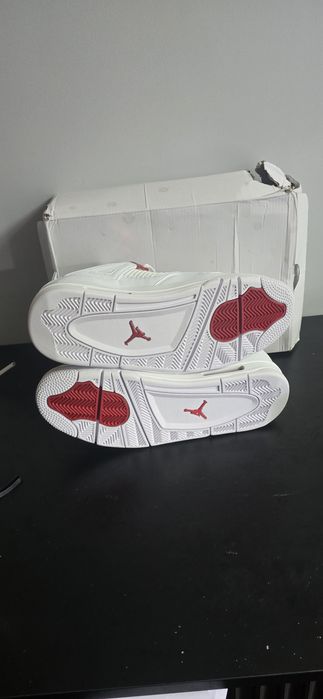 Jordan 4 red metalic rozmiar 45