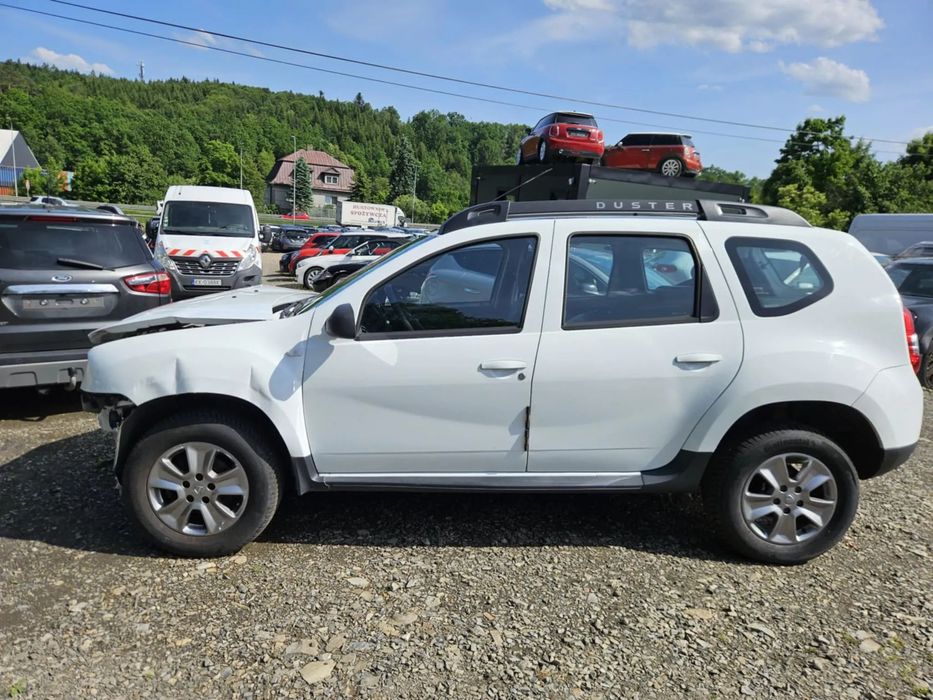 Dacia Duster 2017 rok 1.2 benzyna Francja Uszkodzony