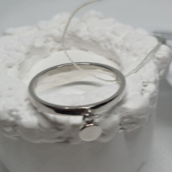 Каблучка з білого золота. Нова. Бренд Sova.