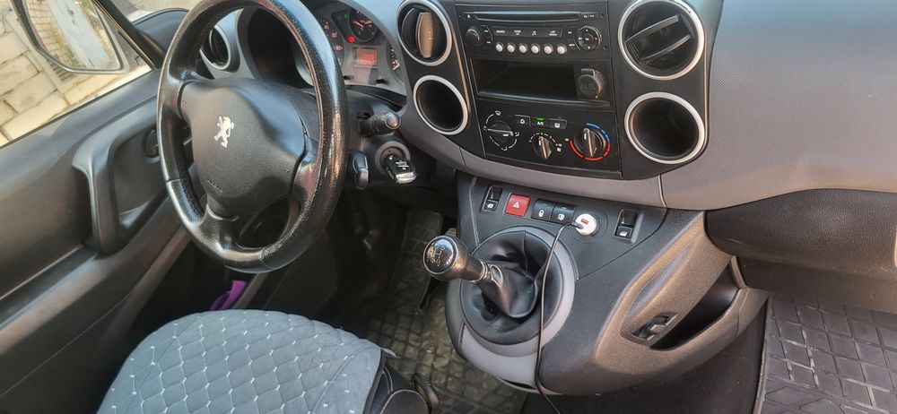 Peugeot partner  2011 1.6hdi