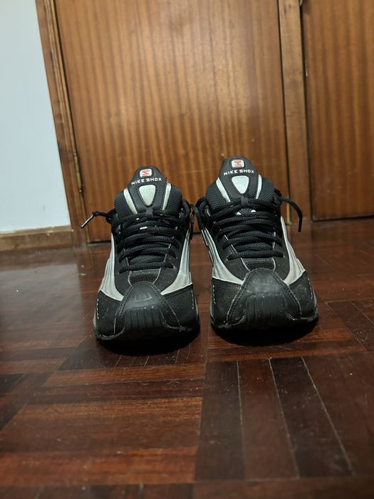 Nike shox r4 vermelhas