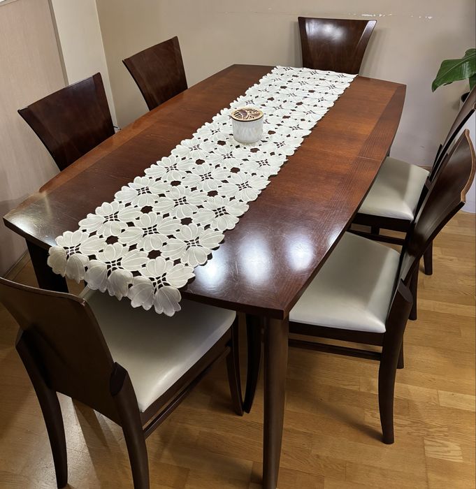 Stół 150/90 rozkładany  do 230  + 6 szt. krzeseł- komplet