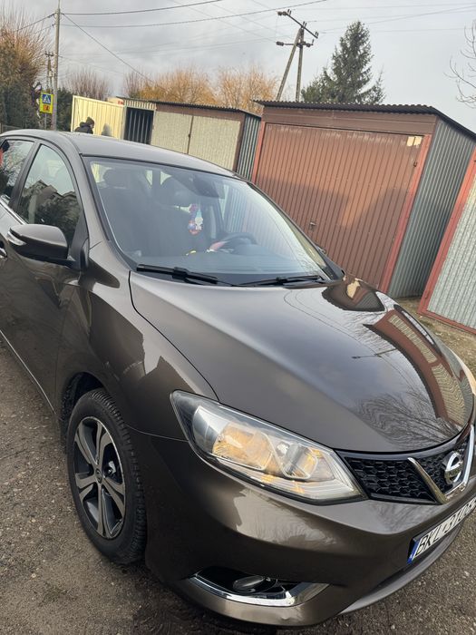 Nissan Pulsar.