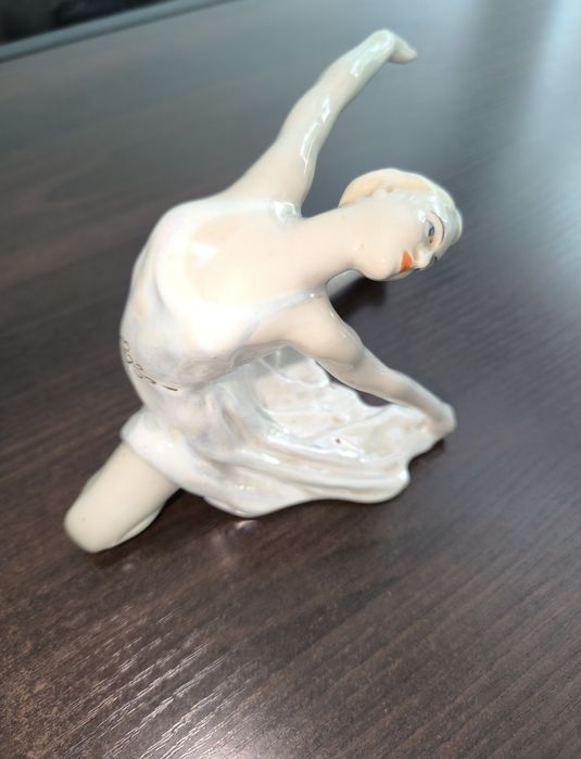 Статуетка фарфорова  Балерина