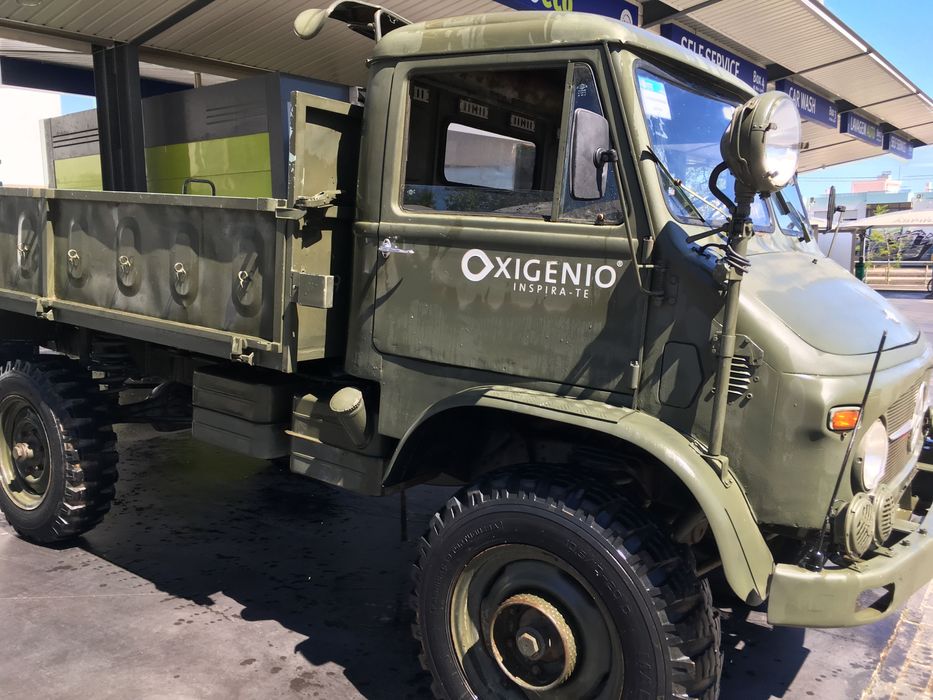Camião Mercedes Unimog 404-113