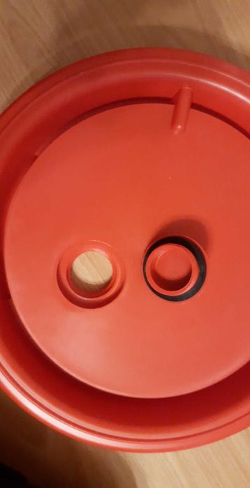 Poidło 15l dla drobiu. Super cena!!!